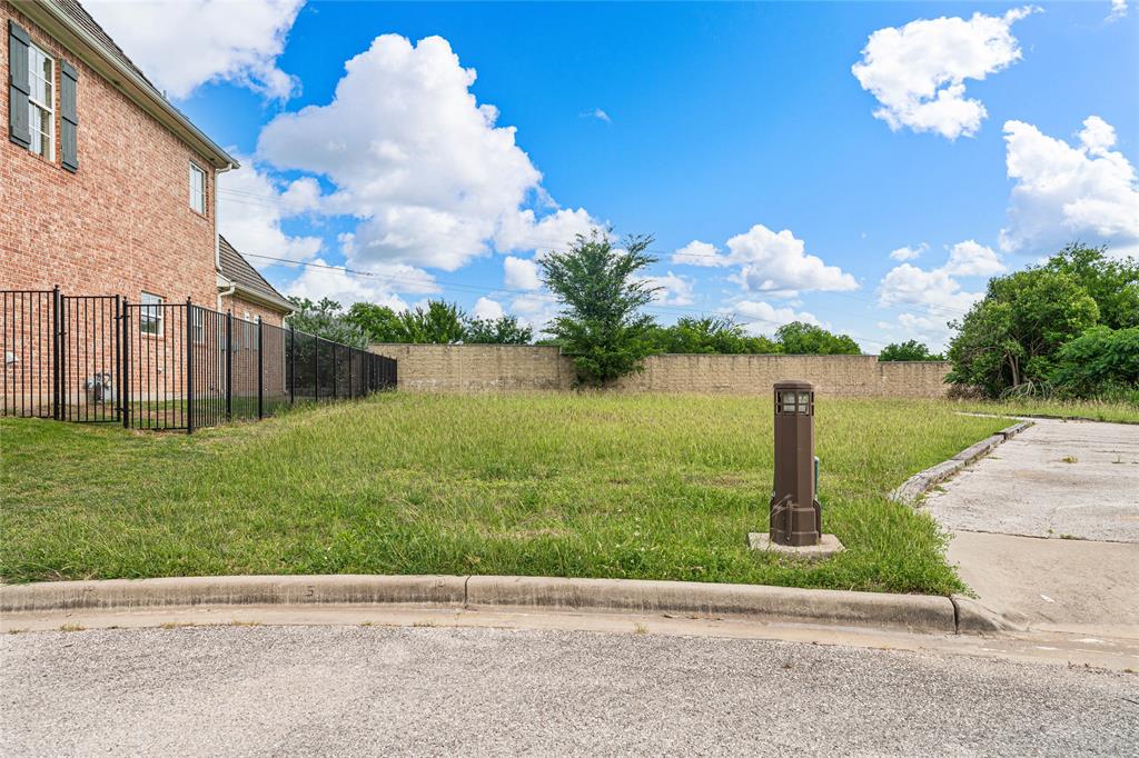 Package Deal - The Package Deal - The Enclave Court Waco, TX 76708 - Photo 31 of 40 Lot 19, Block 1