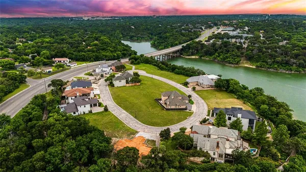 $1,500,000 | Package Deal - The Package Deal - The Enclave Court, Waco, TX 76708