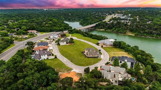 $1,500,000 | Package Deal - The Package Deal - The Enclave Court, Waco, TX 76708