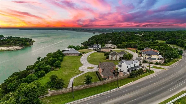 $1,500,000 | Package Deal - The Package Deal - The Enclave Court, Waco, TX 76708