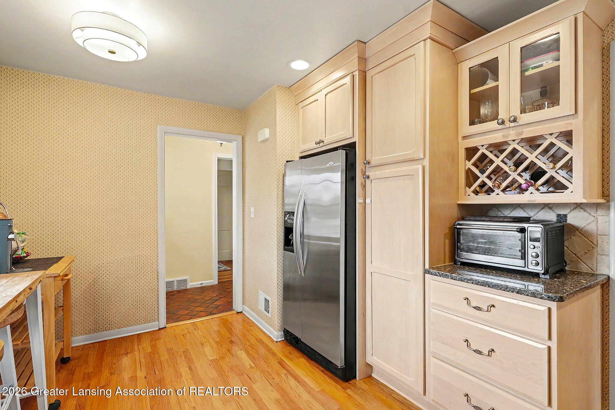 1010 North Harrison Road East Lansing, MI 48823 - Photo 16 of 45 15-web-or-mls-20_IMG_9461