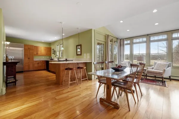 $1,795,000 | 521 Barretts Mill Road, Concord, MA 01742