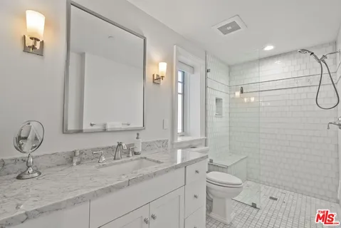 $7,700,000 | 636 12th Street, Manhattan Beach, CA 90266