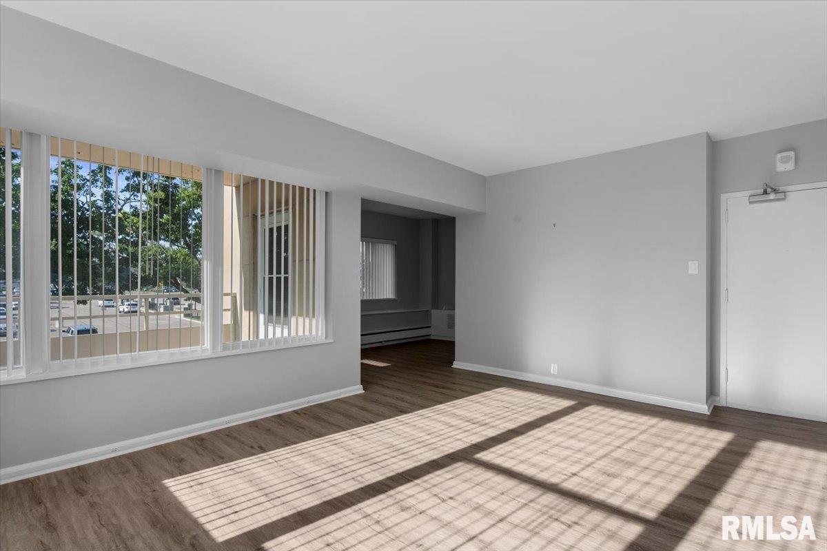 718 South 7th Street, Unit 207 Springfield, IL 62703 - Photo 24 of 42 Gallery Image 24