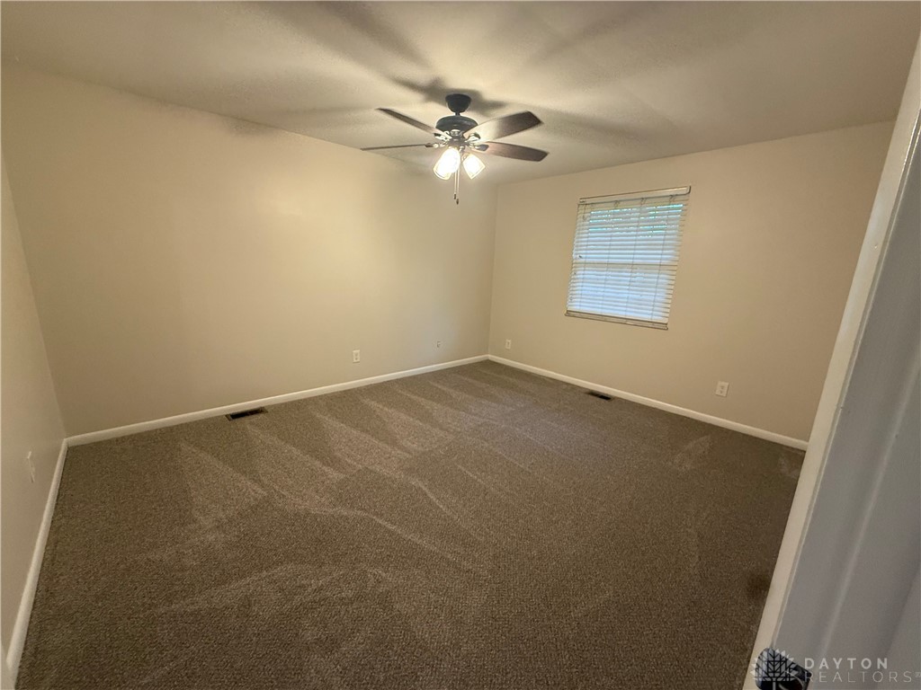 1201 East Centerville Station Road Dayton, OH 45459 - Photo 16 of 33