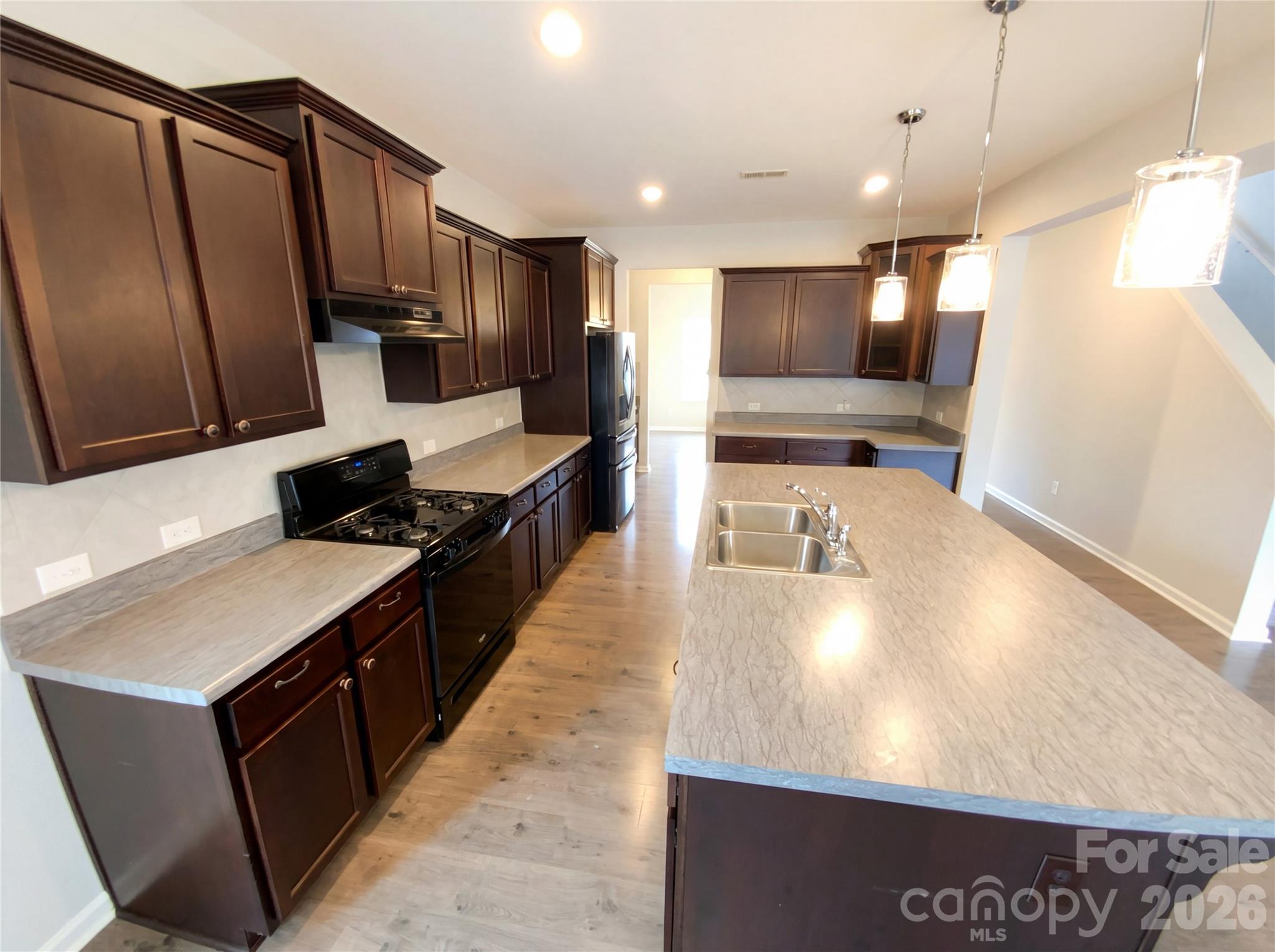 5633 Barclay Court Fort Mill, SC 29707 - Photo 2 of 18