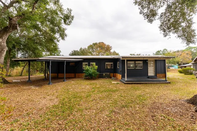 $209,700 | 21162 Northeast 146th Place, Fort McCoy, FL 32134