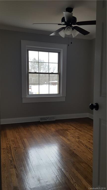 2805 Lowell Road Gastonia, NC 28054 - Photo 8 of 8 Gallery Image 8