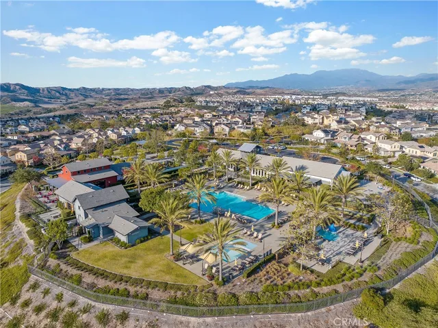 a view of house with yard