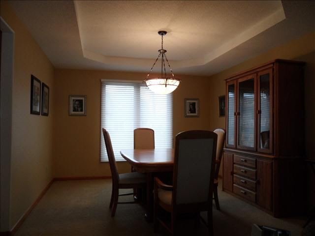 6785 Rutland Road Temperance, MI 48182 - Photo 9 of 20 20348425-8.JPG