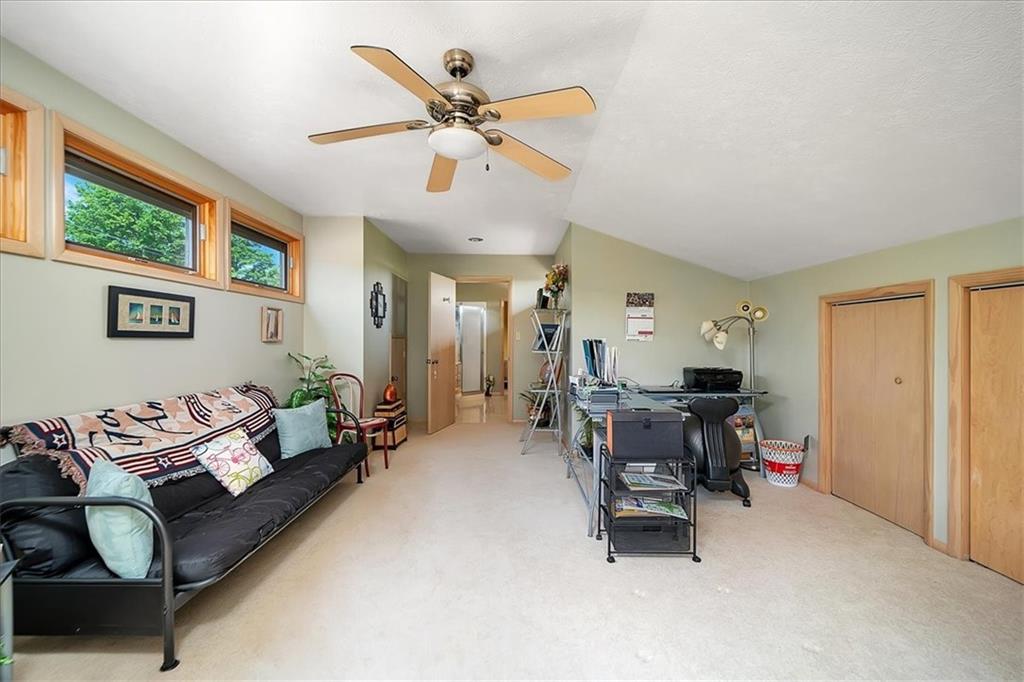 2106 Reis Run Road Pittsburgh, PA 15237 - Photo 31 of 42 a living room with furniture