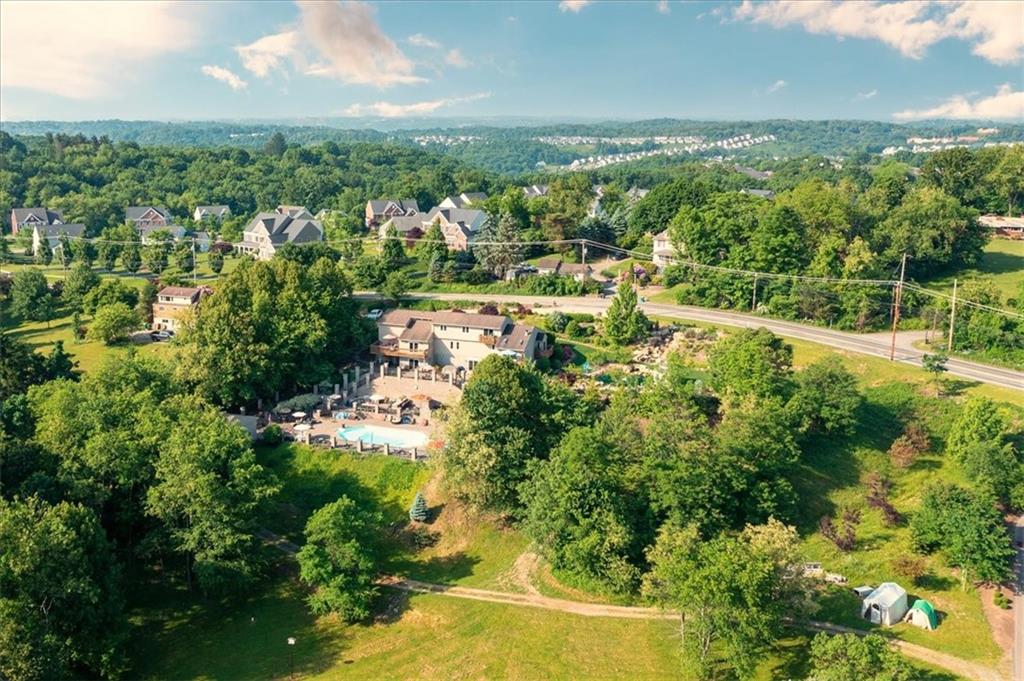 2106 Reis Run Road Pittsburgh, PA 15237 - Photo 42 of 42 a view of a city
