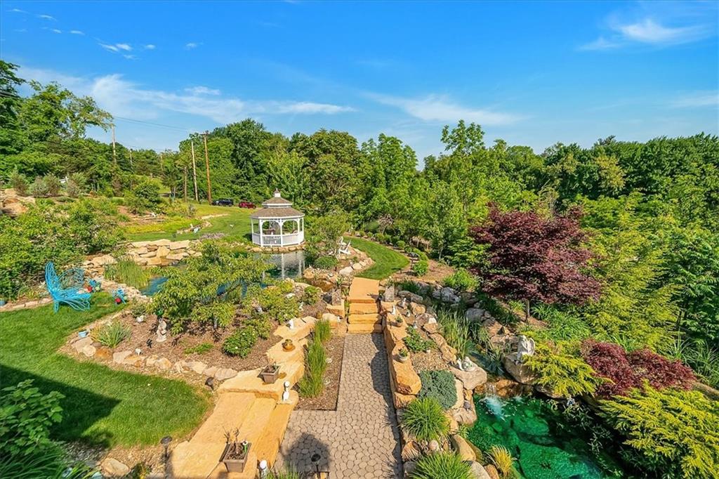 2106 Reis Run Road Pittsburgh, PA 15237 - Photo 8 of 42