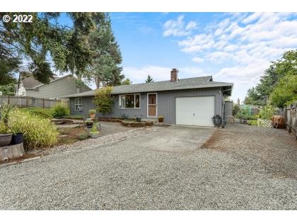 137 Telford Road Oregon City, OR 97045 - Photo 2 of 30 Gallery Image 2