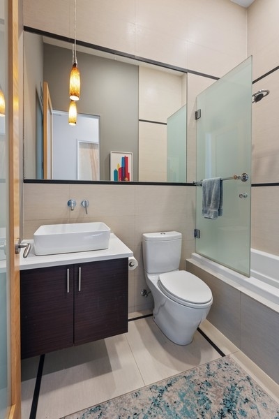 2408 West Rice Street, Unit 401 Chicago, IL 60622 - Photo 11 of 17