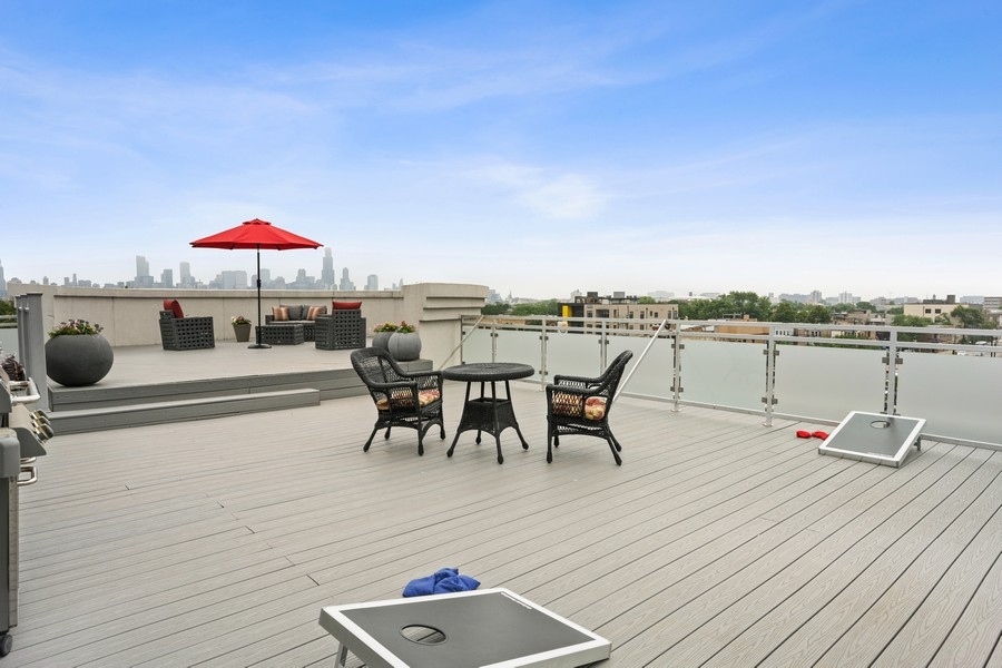 2408 West Rice Street, Unit 401 Chicago, IL 60622 - Photo 14 of 17