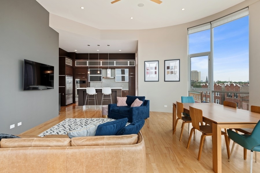 2408 West Rice Street, Unit 401 Chicago, IL 60622 - Photo 3 of 17