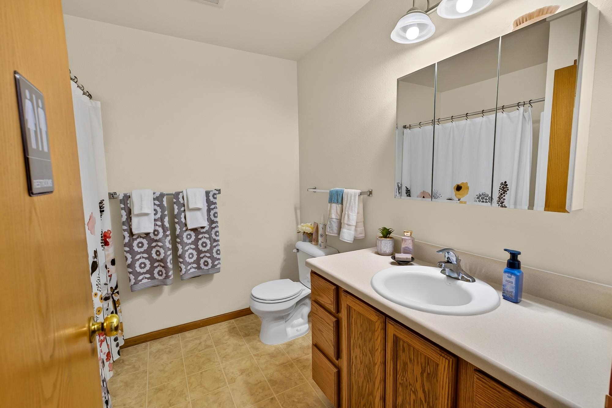 4722 Freese Lane Madison, WI 53718 - Photo 22 of 59