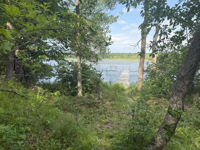 $82,500 | 353 Twin Lakes Drive, Rome, WI 54457