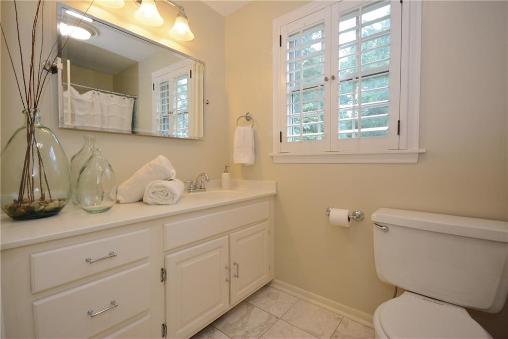 925 Old Hickory Road Pittsburgh, PA 15243 - Photo 22 of 25 Gallery Image 22