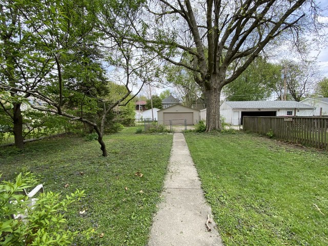 1109 Fell Avenue Bloomington, IL 61701 - Photo 23 of 23