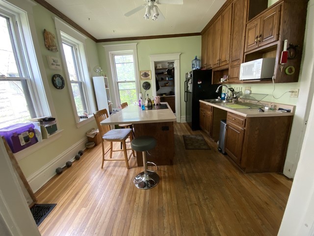 1109 Fell Avenue Bloomington, IL 61701 - Photo 10 of 23