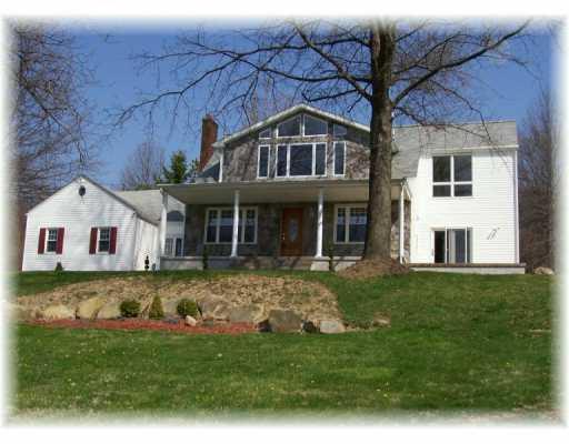 843 East Lake Road Transfer, PA 16154 - Photo 1 of 8 Exterior Front.