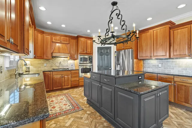 $879,000 | 96 Belle Arden Drive, Greeneville, TN 37745