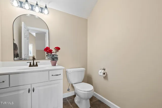 $879,000 | 96 Belle Arden Drive, Greeneville, TN 37745