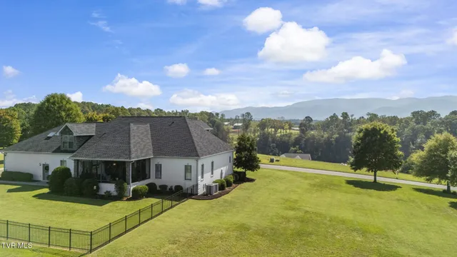 $879,000 | 96 Belle Arden Drive, Greeneville, TN 37745