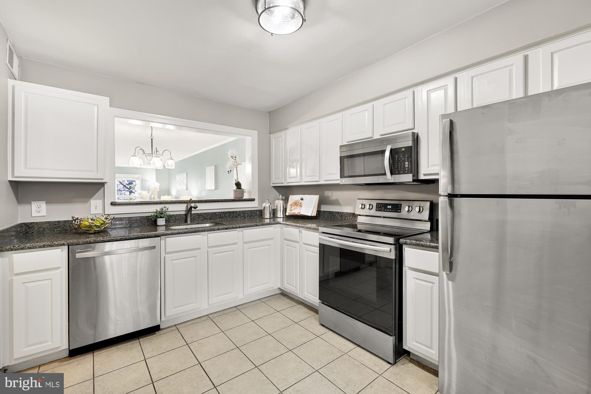10248 Appalachian Circle, Unit 1B2 Oakton, VA 22124 - Photo 7 of 28