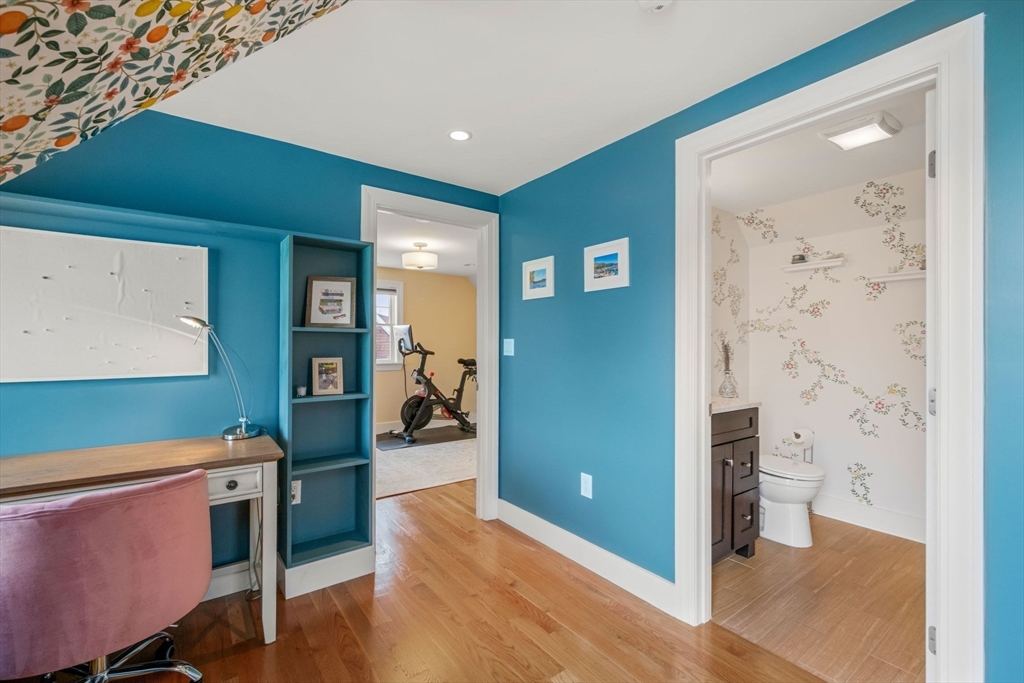 34 Knowlton Street, Unit 2 Somerville, MA 02145 - Photo 22 of 35