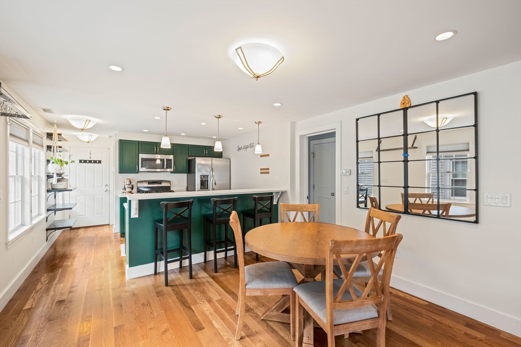 34 Knowlton Street, Unit 2 Somerville, MA 02145 - Photo 4 of 35