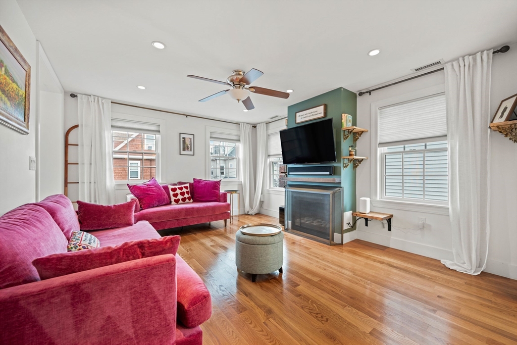 34 Knowlton Street, Unit 2 Somerville, MA 02145 - Photo 8 of 35