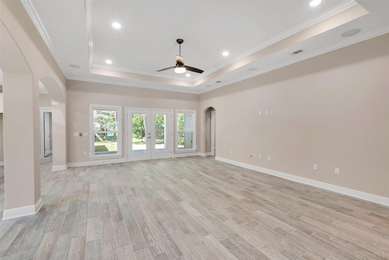 16210 Innerarity Point Road Pensacola, FL 32507 - Photo 8 of 37 Gallery Image 8