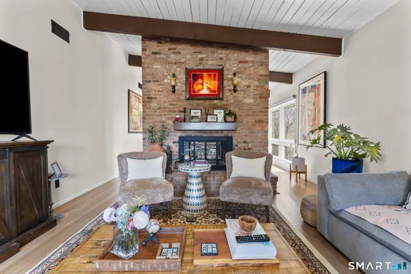 $669,000 | 19 Ledgebrook Drive, Unit 19, Norwalk, CT 06854