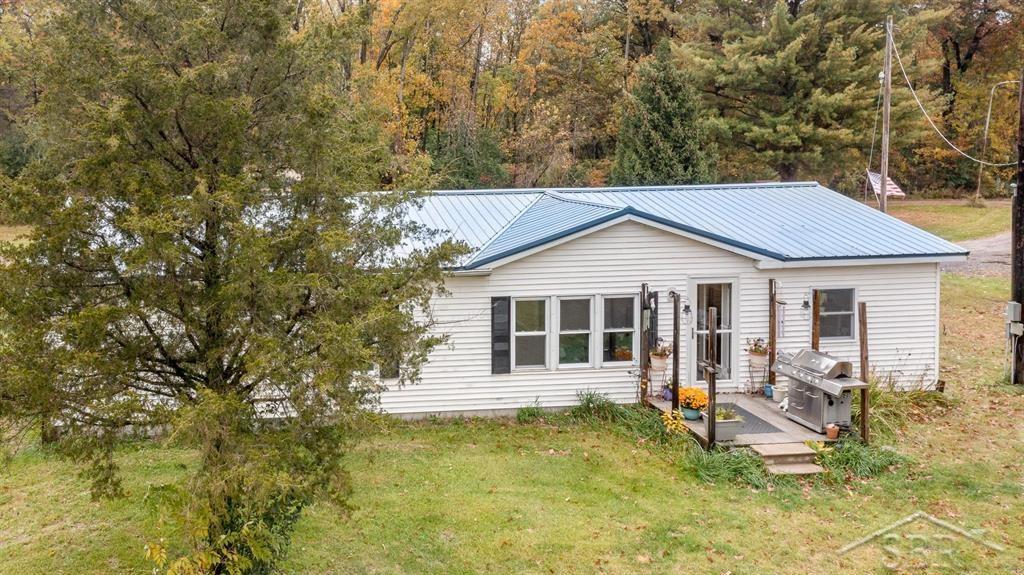 326 South Meridian Road Midland, MI 48640 - Photo 3 of 27