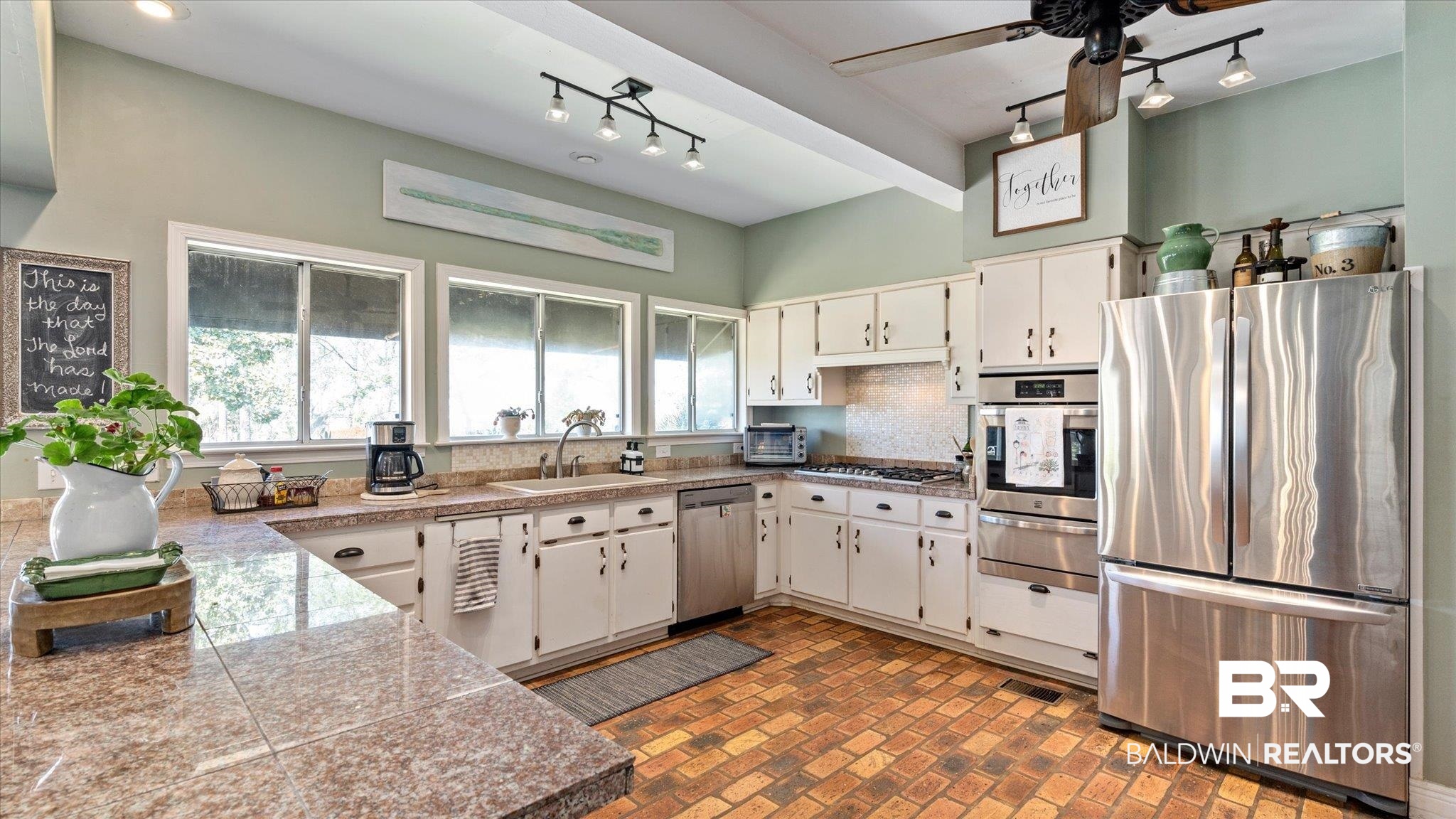 5767 Rivenbark Lane Fairhope, AL 36532 - Photo 9 of 49
