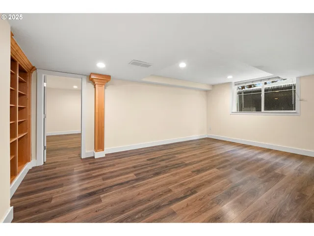 $599,900 | 11102 Northeast Beech Street, Portland, OR 97220