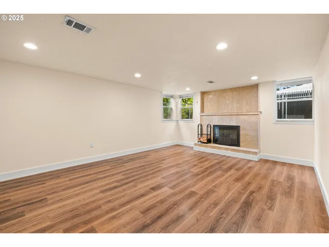 $599,900 | 11102 Northeast Beech Street, Portland, OR 97220