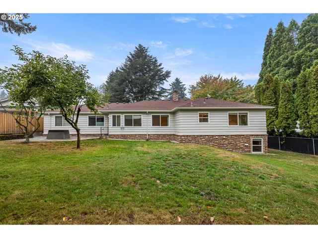 $599,900 | 11102 Northeast Beech Street, Portland, OR 97220