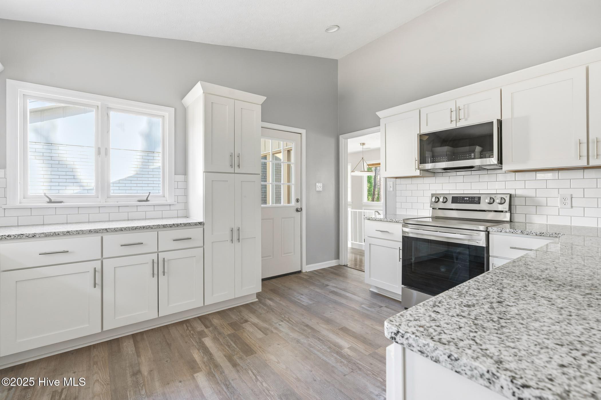 1431 Cumberland Circle Rockingham, NC 28379 - Photo 10 of 49 kitchen