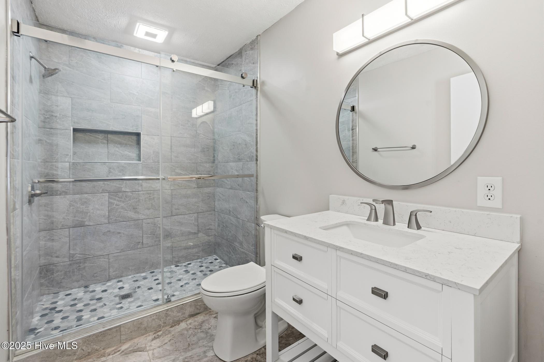 1431 Cumberland Circle Rockingham, NC 28379 - Photo 24 of 49 master bathroom
