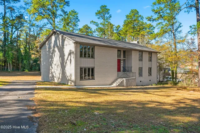 $448,500 | 1431 Cumberland Circle, Rockingham, NC 28379