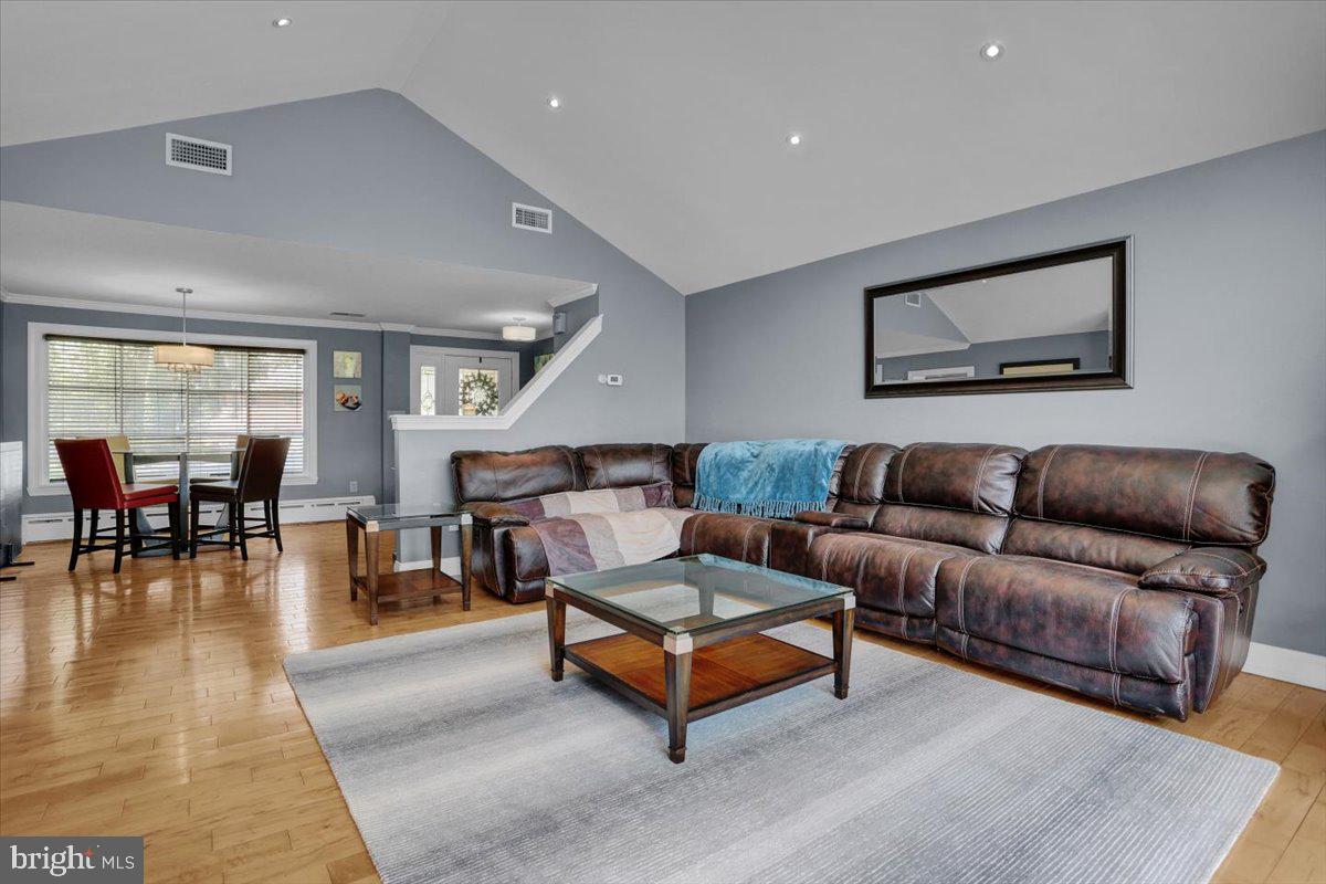 310 South Tulpehocken Road Reading, PA 19601 - Photo 9 of 46