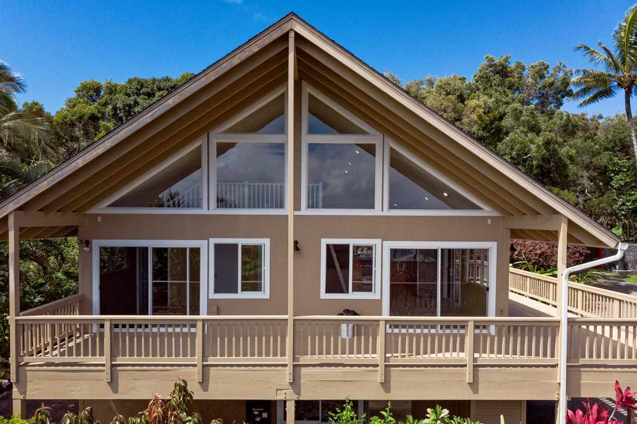 33 Uaoa Loop Haiku, HI 96708 - Photo 29 of 30 Lots of windows means lots of light!