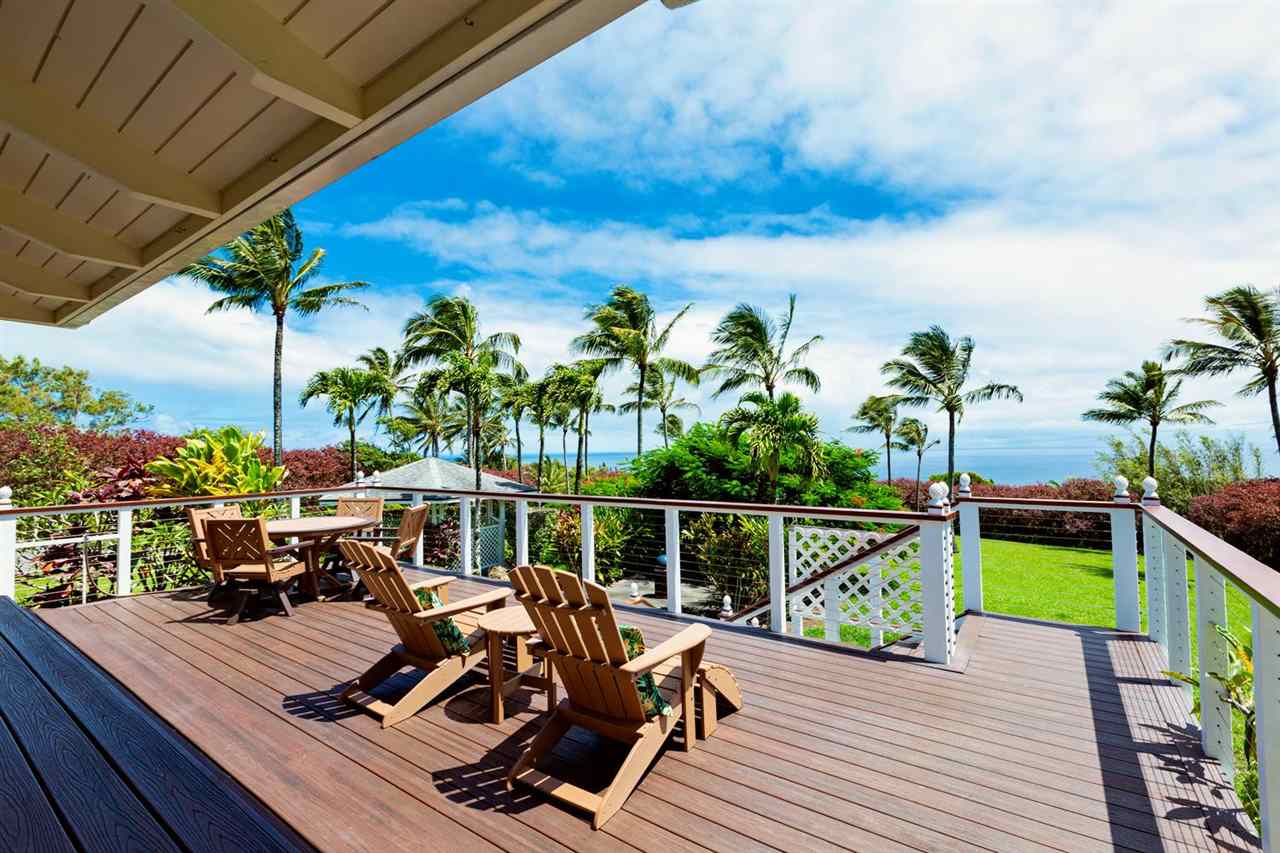 33 Uaoa Loop Haiku, HI 96708 - Photo 4 of 30 Oversized Lanai with Ocean Views