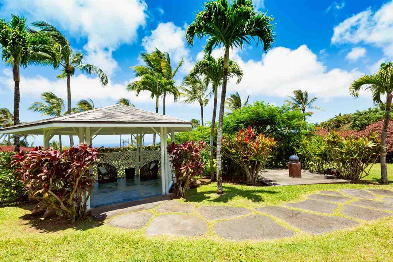 33 Uaoa Loop Haiku, HI 96708 - Photo 6 of 30 Gazebo - fit for a wedding!