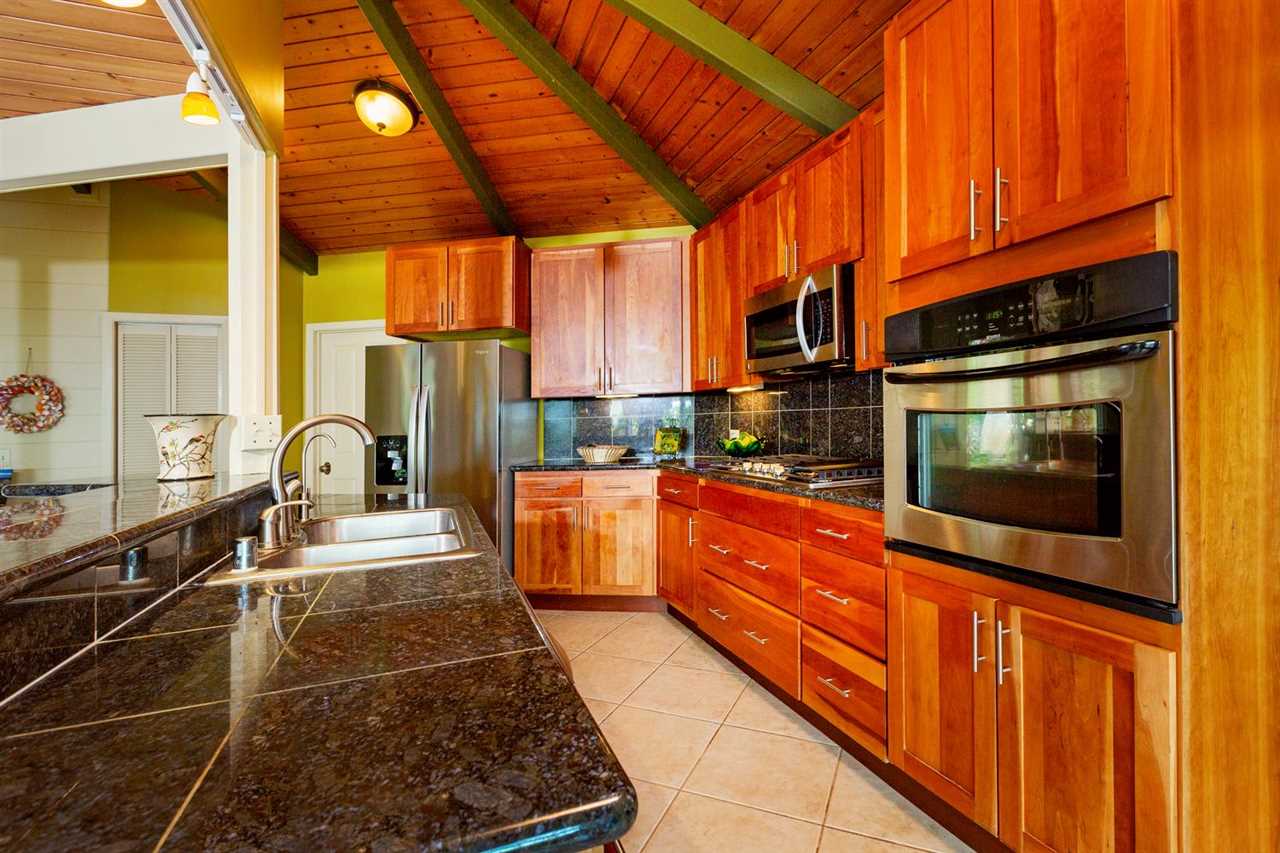 33 Uaoa Loop Haiku, HI 96708 - Photo 7 of 30 Cherry Cabinetry