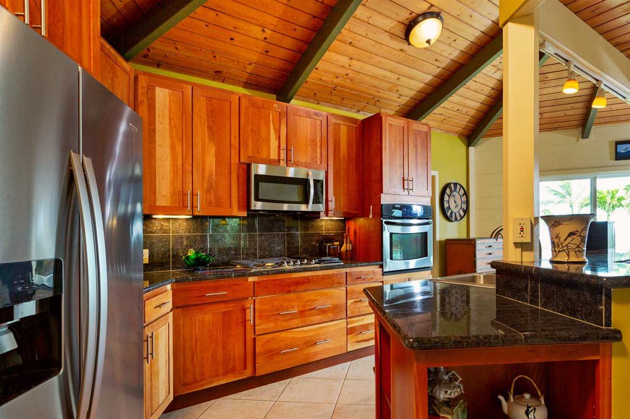 33 Uaoa Loop Haiku, HI 96708 - Photo 8 of 30 Chefs gas range